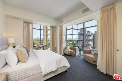 10380 Wilshire Blvd #902, Los Angeles, CA 90024 - Photo 23
