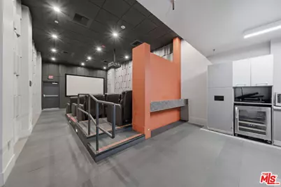 645 W 9th St #406, Los Angeles, CA 90015 - Photo 37
