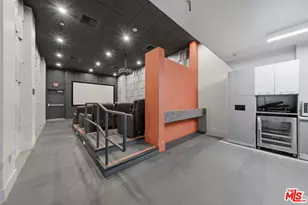 645 W 9th St, Los Angeles, CA 90015 - Photo 37