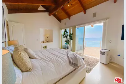 27112 Malibu Cove Colony Dr, Malibu, CA 90265 - Photo 25