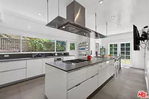 1614 Virginia Rd, Los Angeles, CA 90019 - Photo 17