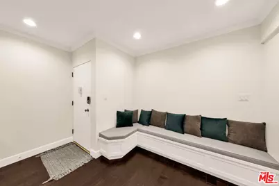 15248 Dickens St #103, Sherman Oaks, CA 91403 - Photo 3