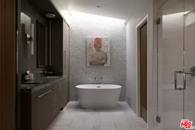 1641 Woods Dr, West Hollywood, CA 90069 - Photo 31