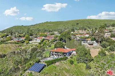 1821 Calle Petaluma, Thousand Oaks, CA 91360 - Photo 21