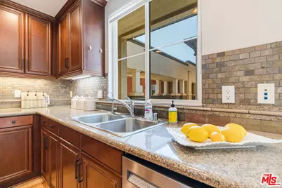 6020 Seabluff Dr #416, Playa Vista, CA 90094 - Photo 15