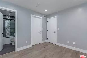 1947 N Vista Del Mar Ave, Los Angeles, CA 90068 - Photo 17