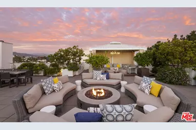 450 N Palm Dr #507, Beverly Hills, CA 90210 - Photo 1