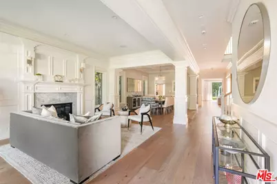 981 Amherst Ave, Los Angeles, CA 90049 - Photo 11