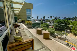 1705 Ocean Ave, Santa Monica, CA 90401 - Photo 45