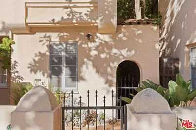 1232 Smithwood Dr, Los Angeles, CA 90035 - Photo 11