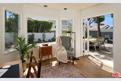 12542 Brooklake St, Los Angeles, CA 90066 - Photo 21