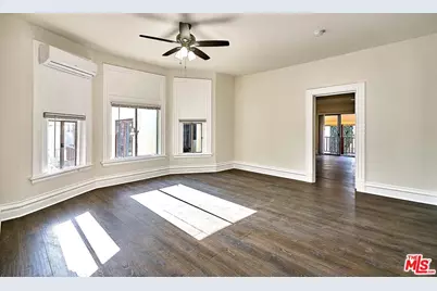 826 S Park View St, Los Angeles, CA 90057 - Photo 9