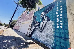 2225 N Cahuenga Blvd, Los Angeles, CA 90068 - Photo 33