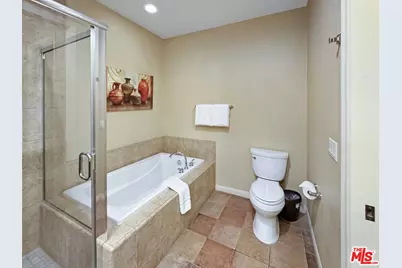 48672 Legacy Dr, La Quinta, CA 92253 - Photo 23