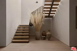 800 N La Jolla Ave, Los Angeles, CA 90046 - Photo 19
