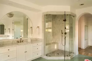859 S Gretna Green Way, Los Angeles, CA 90049 - Photo 19
