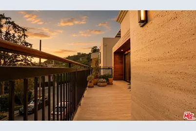 8721 W Sunset Plaza Terrace, West Hollywood, CA 90069 - Photo 9
