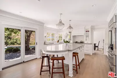 10 Holster Ln, Bell Canyon, CA 91307 - Photo 13
