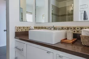 4343 Finley Ave, Los Angeles, CA 90027 - Photo 15