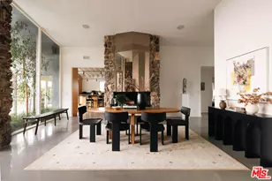 8559 Edwin Dr, Los Angeles, CA 90046 - Photo 11