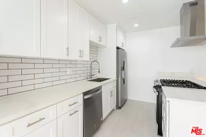 2313 5th St #2, Santa Monica, CA 90405 - Photo 3