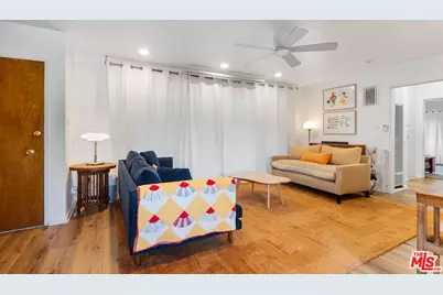 315 N Hillcrest Blvd #19, Inglewood, CA 90301 - Photo 3