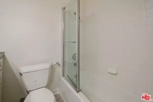 22 Navy St, Venice, CA 90291 - Photo 15