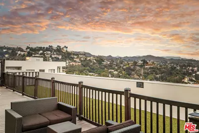 7250 Franklin Ave #1204, Los Angeles, CA 90046 - Photo 45
