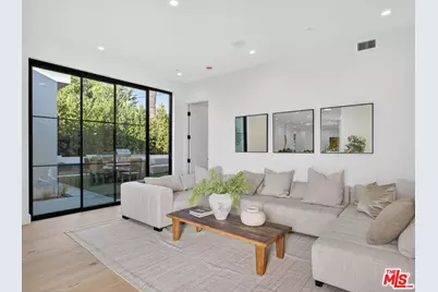 8404 Gonzaga Ave, Los Angeles, CA 90045 - Photo 7