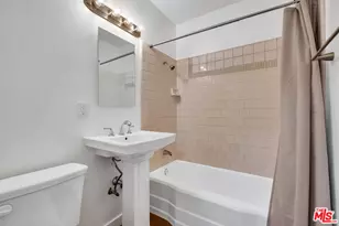 7832 Midfield Ave, Los Angeles, CA 90045 - Photo 25