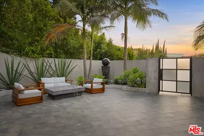 11955 Pinnacle Pl, Beverly Hills, CA 90210 - Photo 35