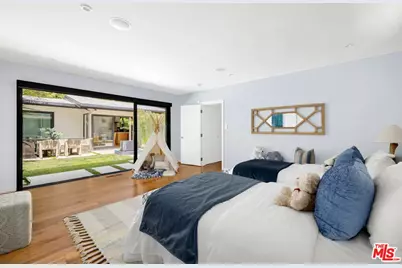 2110 Westridge Rd, Los Angeles, CA 90049 - Photo 25