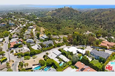 2110 Westridge Rd, Los Angeles, CA 90049 - Photo 39