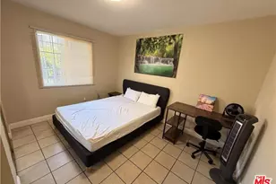 536 W 42nd St, Los Angeles, CA 90037 - Photo 5