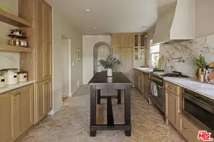 3952 Sutro Ave, Los Angeles, CA 90008 - Photo 11