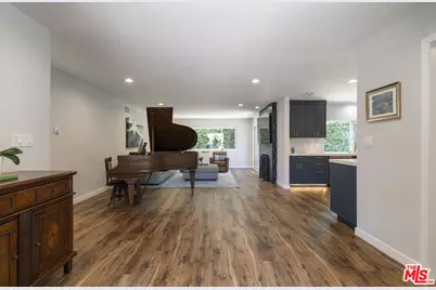 3159 Voltaire Dr, Topanga, CA 90290 - Photo 5