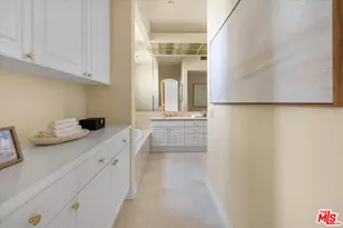 11847 Gorham Ave, Los Angeles, CA 90049 - Photo 23