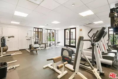 11847 Gorham Ave #403, Los Angeles, CA 90049 - Photo 29