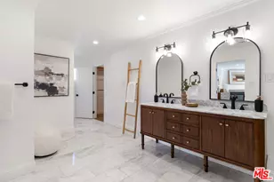 22935 Sylvan St, Woodland Hills, CA 91367 - Photo 27