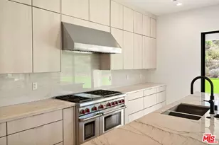 24198 Camino Cascada, Valencia, CA 91354 - Photo 9