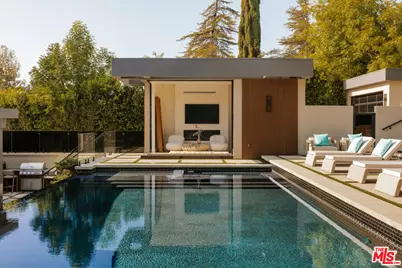 5244 Tampa Ave, Tarzana, CA 91356 - Photo 25