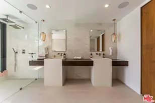 9108 Alanda Pl, Beverly Hills, CA 90210 - Photo 15