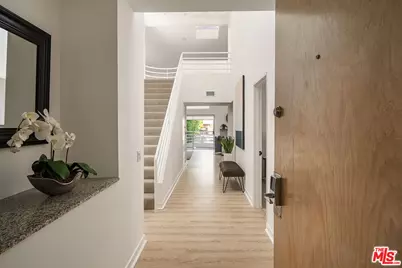 1617 S Beverly Glen Blvd #404, Los Angeles, CA 90024 - Photo 5