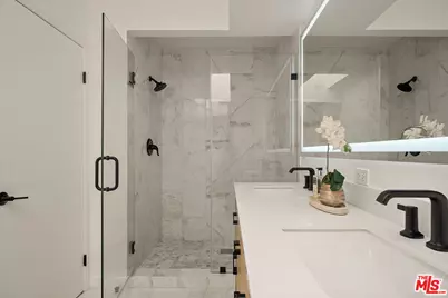 1617 S Beverly Glen Blvd #404, Los Angeles, CA 90024 - Photo 25