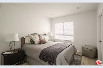 1617 S Beverly Glen Blvd #404, Los Angeles, CA 90024 - Photo 17