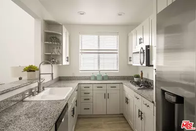 1617 S Beverly Glen Blvd #404, Los Angeles, CA 90024 - Photo 11