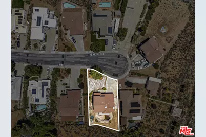 40247 Maestro Ln, Palmdale, CA 93551 - Photo 3