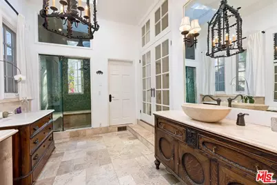 2806 Nichols Canyon Rd, Los Angeles, CA 90046 - Photo 15