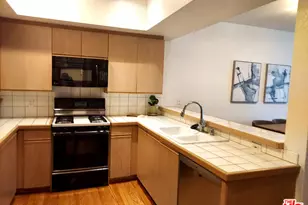 10650 Kinnard Ave, Los Angeles, CA 90024 - Photo 11