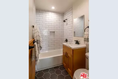 5310 W 82nd St, Los Angeles, CA 90045 - Photo 19